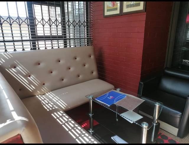 3 BEDROOM HOUSE FOR SALE IN BEZUIDENHOUT VALLEY